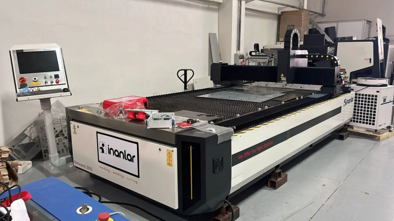 CNC Fiber Laser Cutting Machine Installation